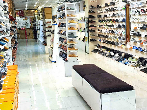 ارزانسرای بزرگ کفش در استان البرز کرج